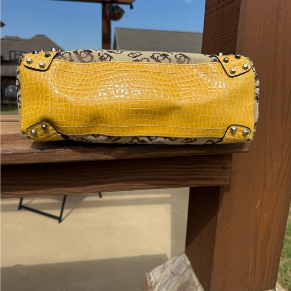 EUC Kathy Van Zeeland Vintage Yellow And Canvas Crown Pattern Shoulder Bag - Picture 8 of 13